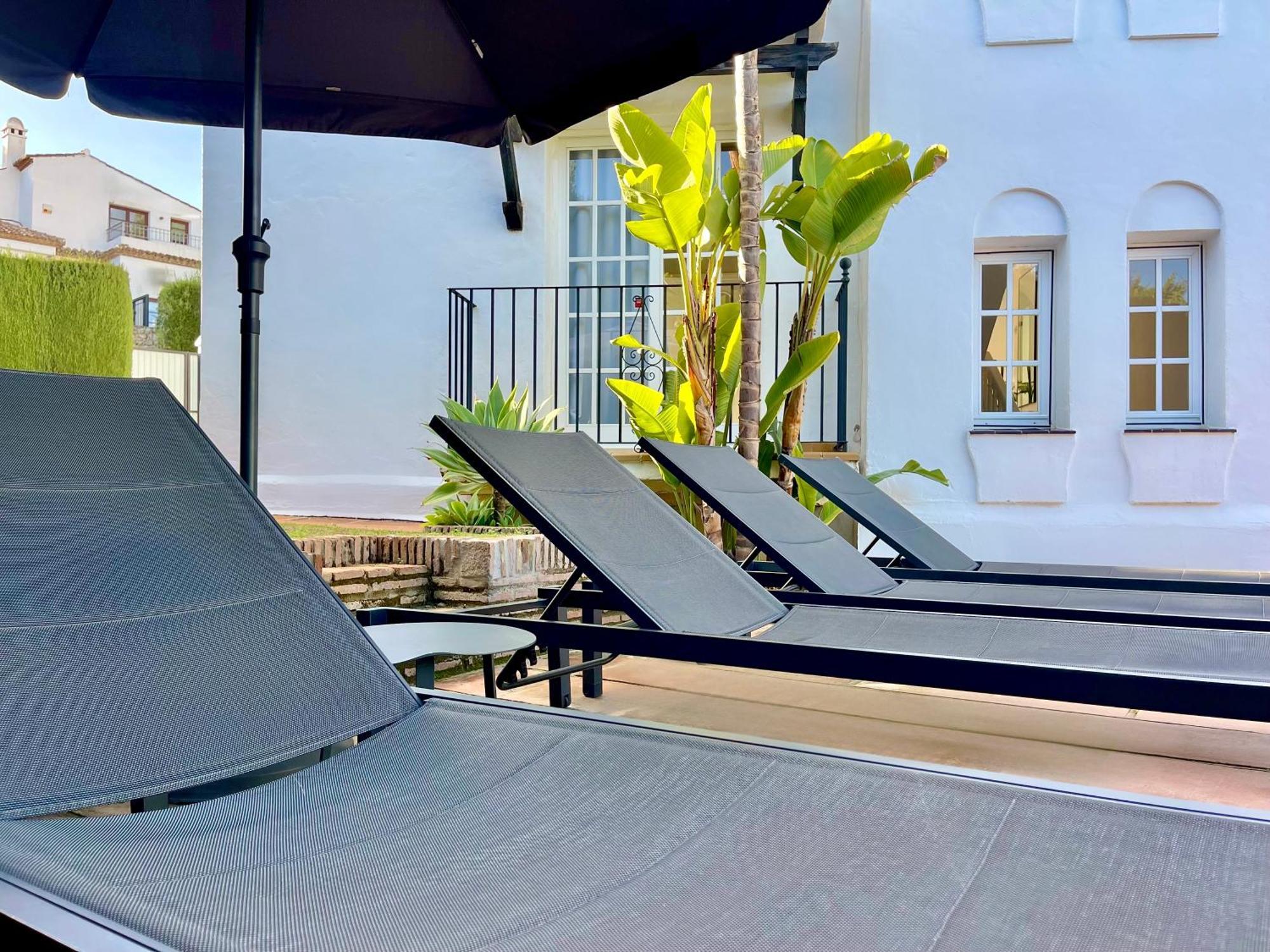 4 Bedroom In Location - Heated Pool Villa Marbella